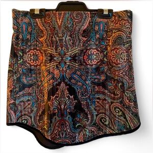 🧡 On-Trend FW2025🧡 
Zara--Paisley, Multi-colored, Velvet Mini Skirt